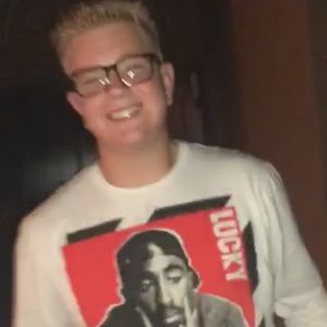 Meet your Posher, Wesley